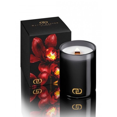 Dayna Decker Ароматическая свеча с деревянным фитилем Ашики